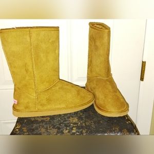 Isaac Mizrahi slipper boot